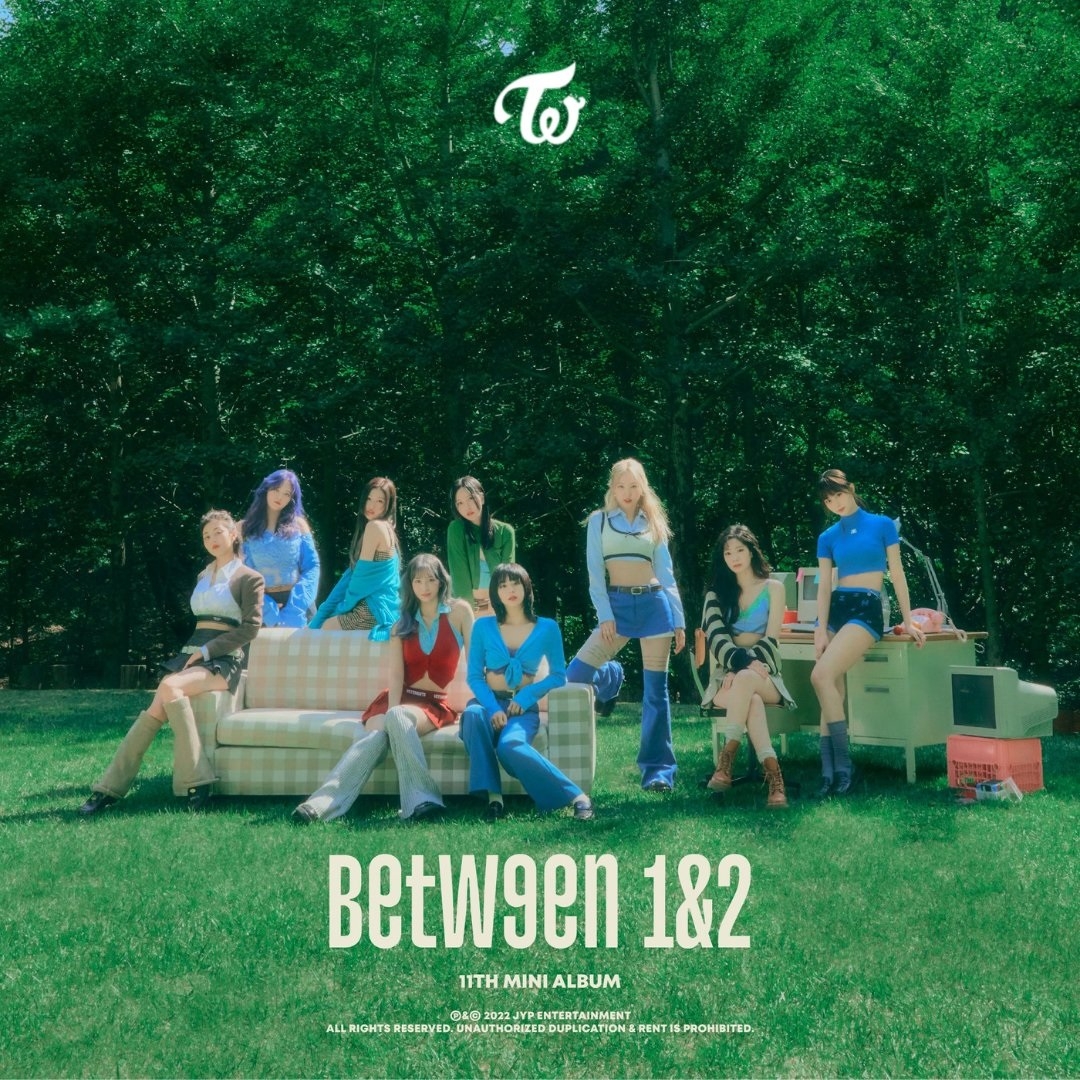 Sao Hàn hôm nay 29/8: TWICE chiếm lĩnh các bảng xếp hạng iTunes toàn cầu với 