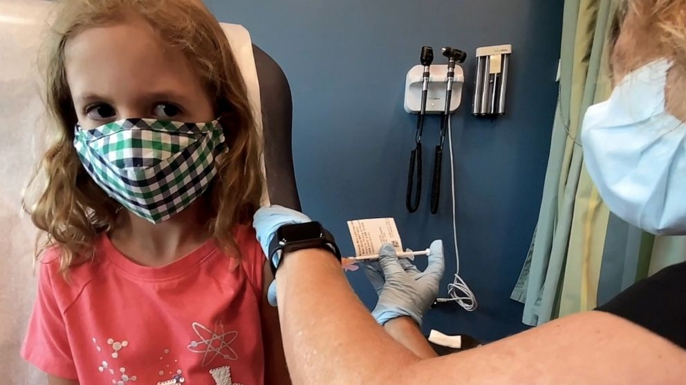 Mỹ: Vắc xin Pfizer được cấp phép sử dụng khẩn cấp cho trẻ em 5 - 11 tuổi
