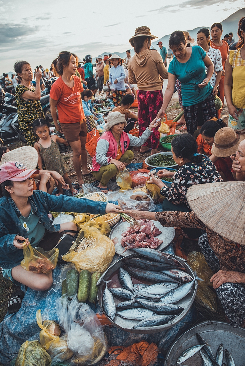 Vẻ đẹp đầm Cầu Hai qua góc nhìn của tay máy Khang Chu Long Vẻ đẹp đầm Cầu Hai qua góc nhìn của tay máy Khang Chu Long