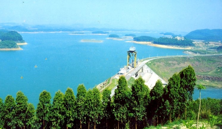 Hồ Thác Bà - Điểm du lịch nổi tiếng của Yên Bái