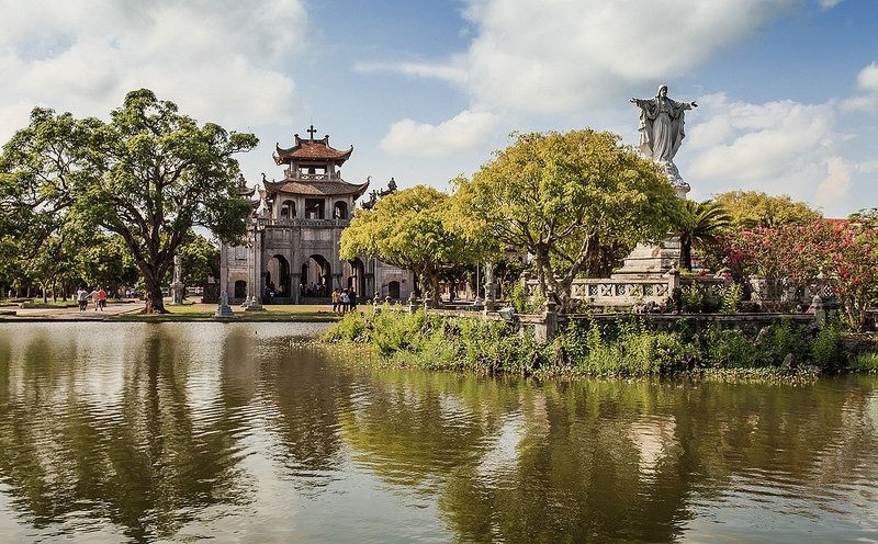 Nhà thờ đá Phát Diệm – top 5 ngôi nhà thờ cổ trên 100 tuổi nhiều người biết đến nhất nha tho da phat diem top 5 ngoi nha tho co tren 100 tuoi nhieu nguoi biet den nhat