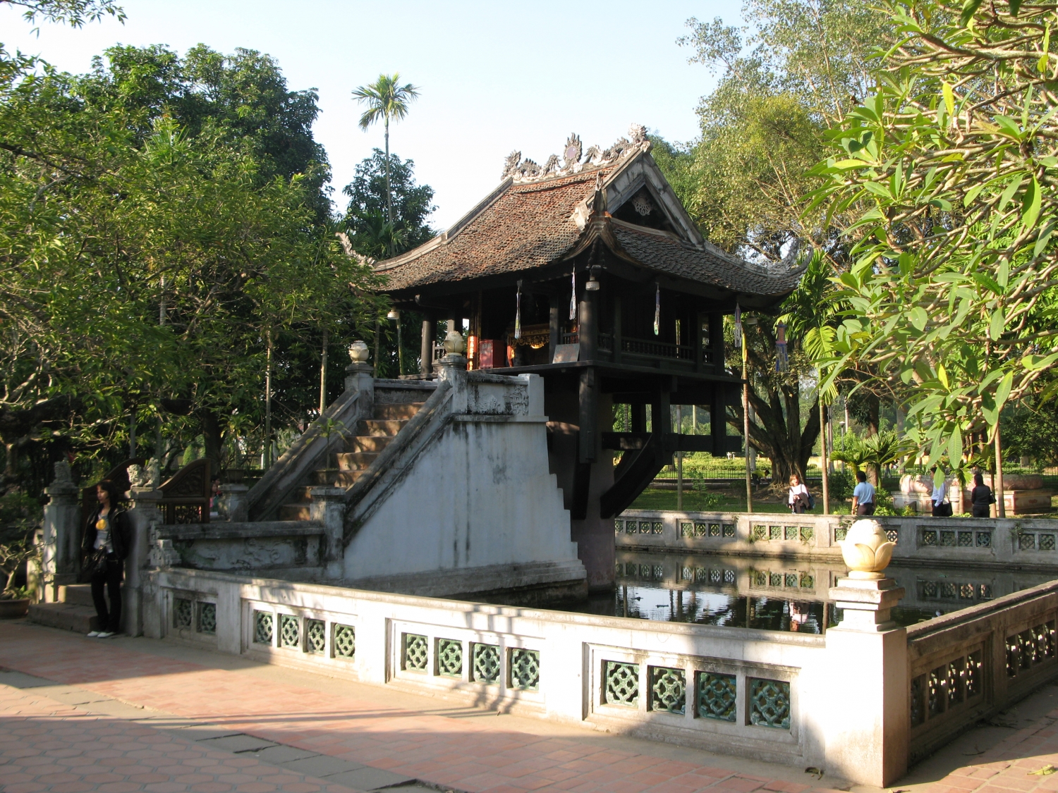 chua mot cot ngoi chua co kien truc doc dao nhat chau a giua thu do