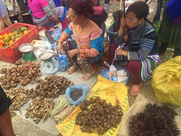 Đẹp lạ lùng chợ phiên Bắc Hà những ngày chớm thu dep la lung cho phien bac ha nhung ngay chom thu