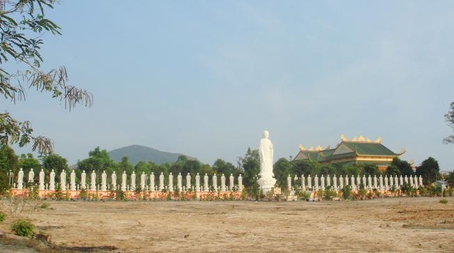Ghé thăm ngôi Chùa xác lập 4 kỷ lục quốc gia ở Vũng Tàu