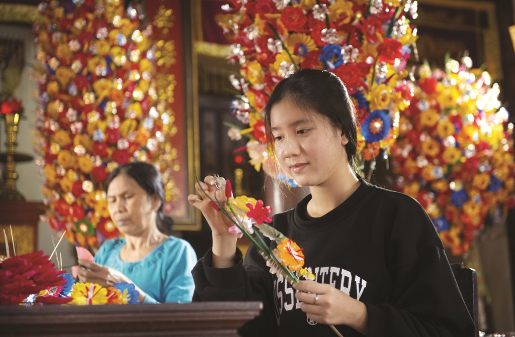Hoa giấy Thanh Tiên vào vụ tết Hoa giấy Thanh Tiên vào vụ tết