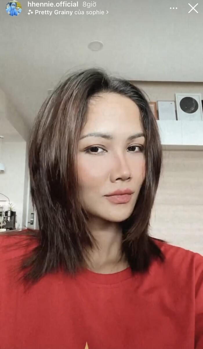 Tin hot giải trí ngày 2/8: Hồ Ngọc Hà chia sẻ về thời điểm Kim Lý Tin hot giải trí ngày 2/8: Hồ Ngọc Hà chia sẻ về thời điểm Kim Lý