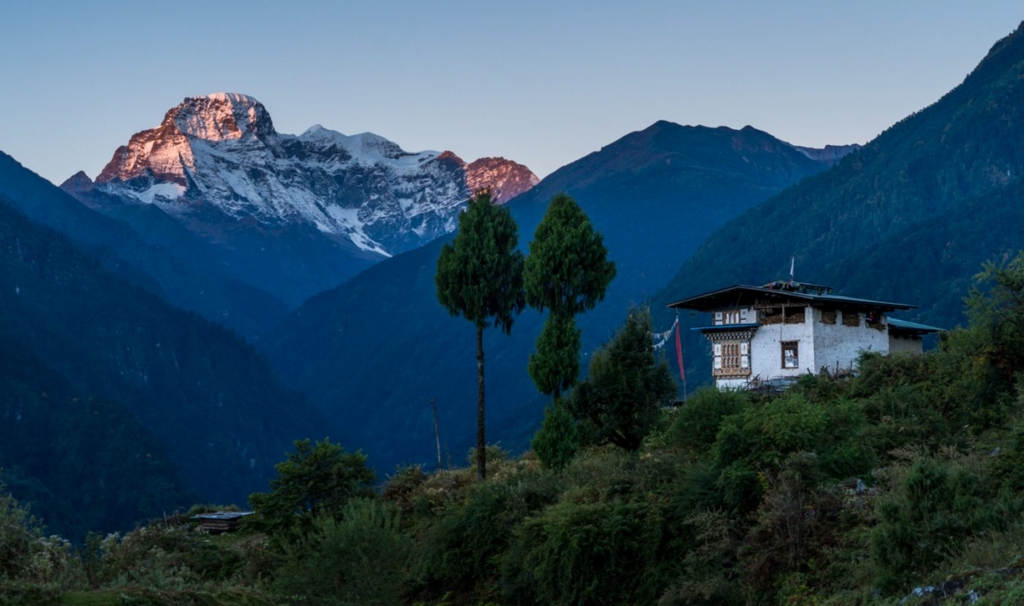 Bhutan – một trong những quốc gia hạnh phúc nhất thế giới qua lời kể của du khách (phần I) bhutan mot trong nhung quoc gia hanh phuc nhat the gioi qua loi ke cua du khach phan i
