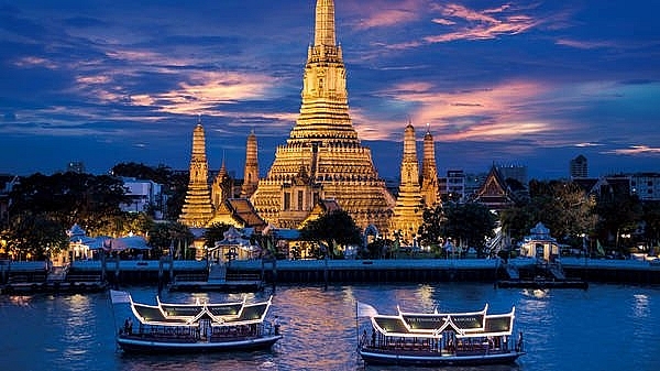 10 địa điểm hoàn hảo trên thế giới cho Tuần Trăng Mật của bạn 10 địa điểm hoàn hảo trên thế giới cho Tuần Trăng Mật của bạn