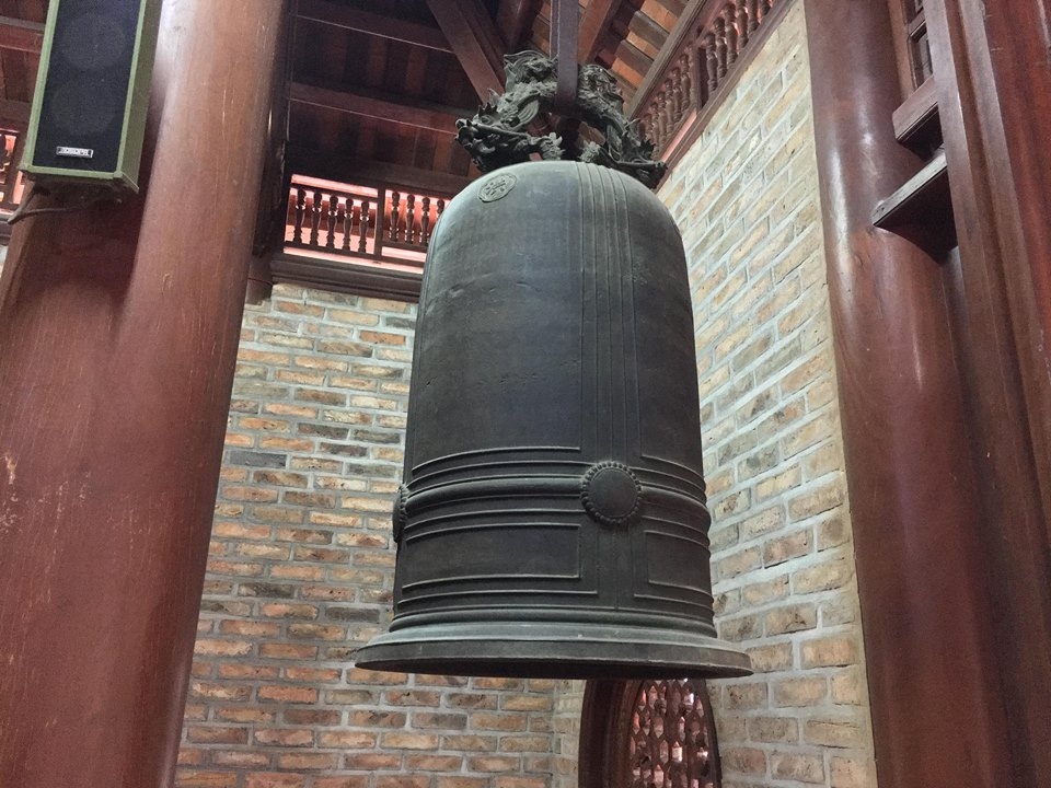 Hà Nội: Chùa Hòe Nhai và bức tượng Phật ngồi lưng vua độc nhất ha noi chua hoe nhai va buc tuong phat ngoi lung vua doc nhat