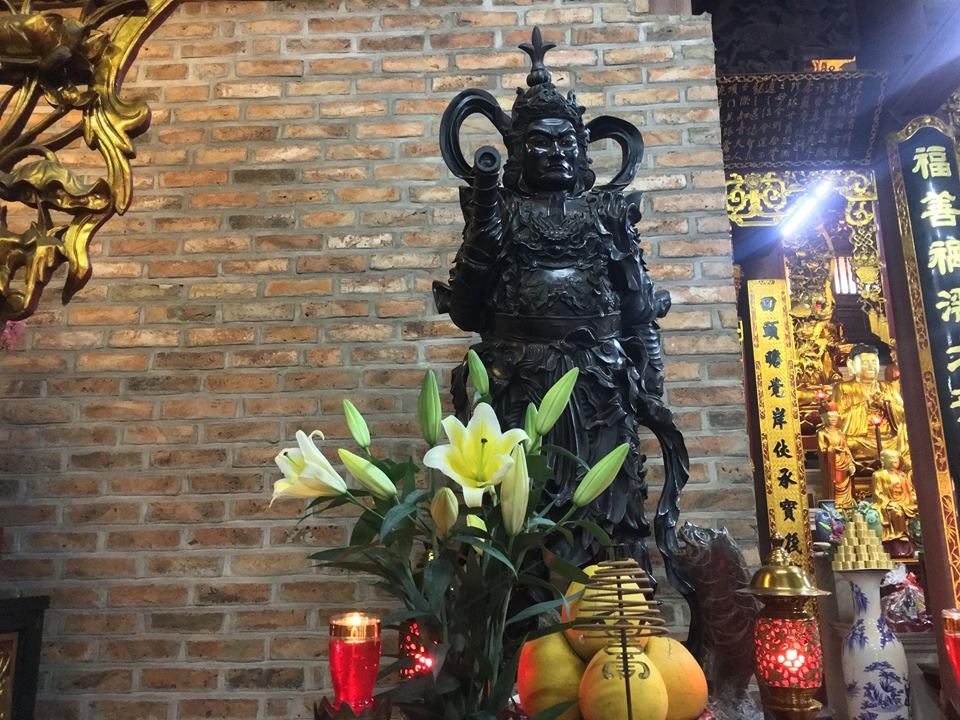 Hà Nội: Chùa Hòe Nhai và bức tượng Phật ngồi lưng vua độc nhất ha noi chua hoe nhai va buc tuong phat ngoi lung vua doc nhat