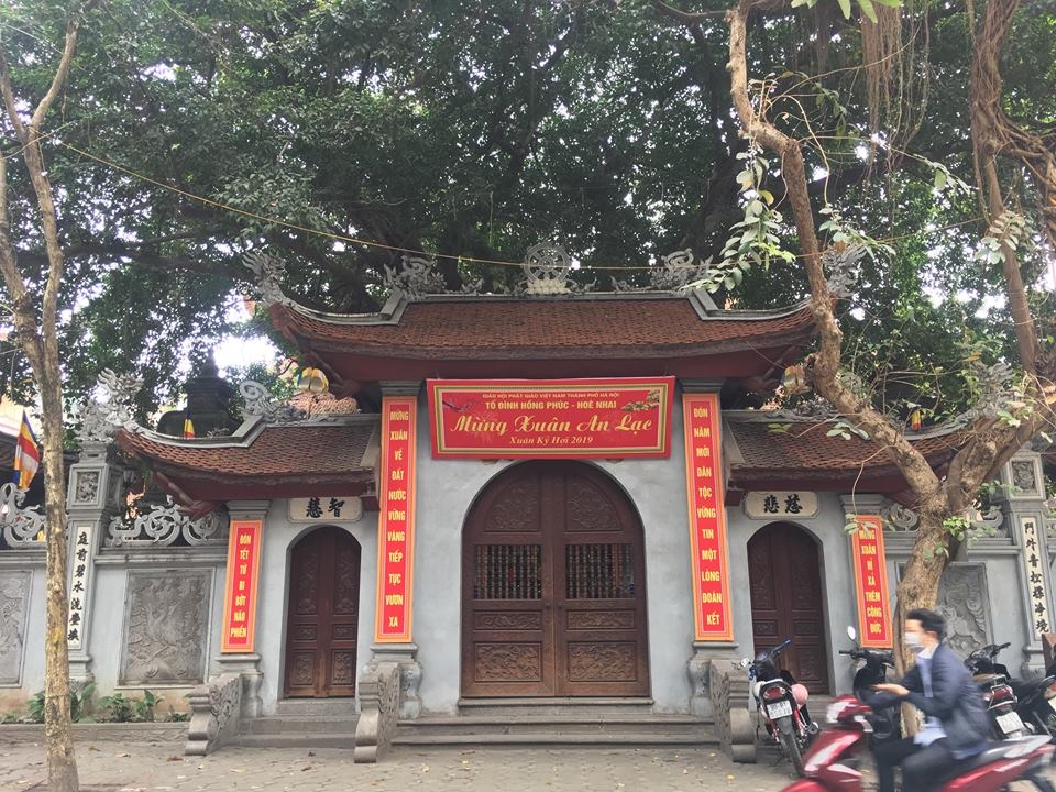 Hà Nội: Chùa Hòe Nhai và bức tượng Phật ngồi lưng vua độc nhất ha noi chua hoe nhai va buc tuong phat ngoi lung vua doc nhat