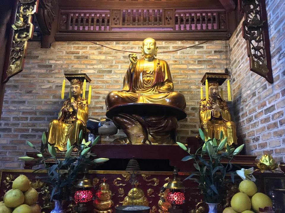 Hà Nội: Chùa Hòe Nhai và bức tượng Phật ngồi lưng vua độc nhất ha noi chua hoe nhai va buc tuong phat ngoi lung vua doc nhat