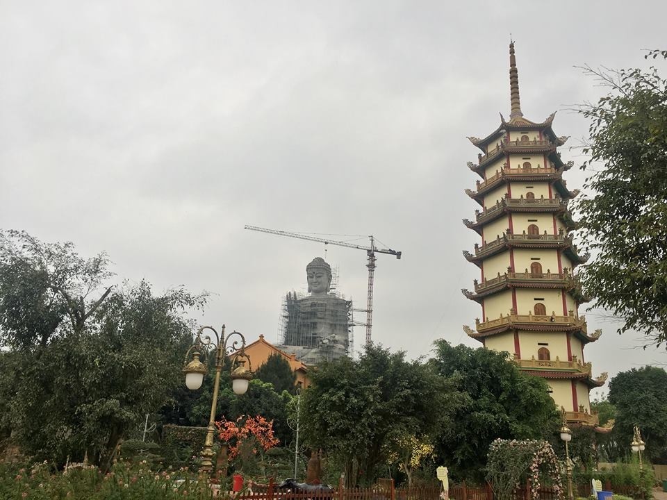 Hà Nội: Cận cảnh Đại Tượng phật lớn nhất Đông Nam Á ha noi can canh dai tuong phat lon nhat dong nam a
