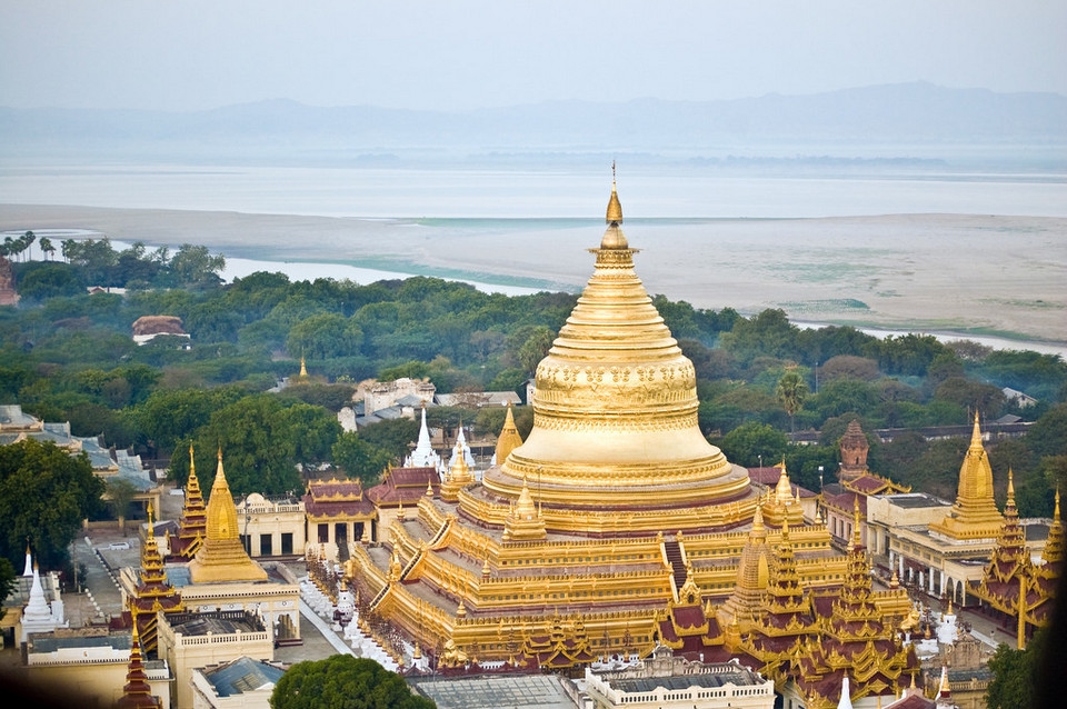 Đến Shwezigon: Ngôi chùa dát vàng và linh thiêng nhất ở Myanmar Đến Shwezigon: Ngôi chùa dát vàng đầu tiên và linh thiêng nhất ở Myanmar