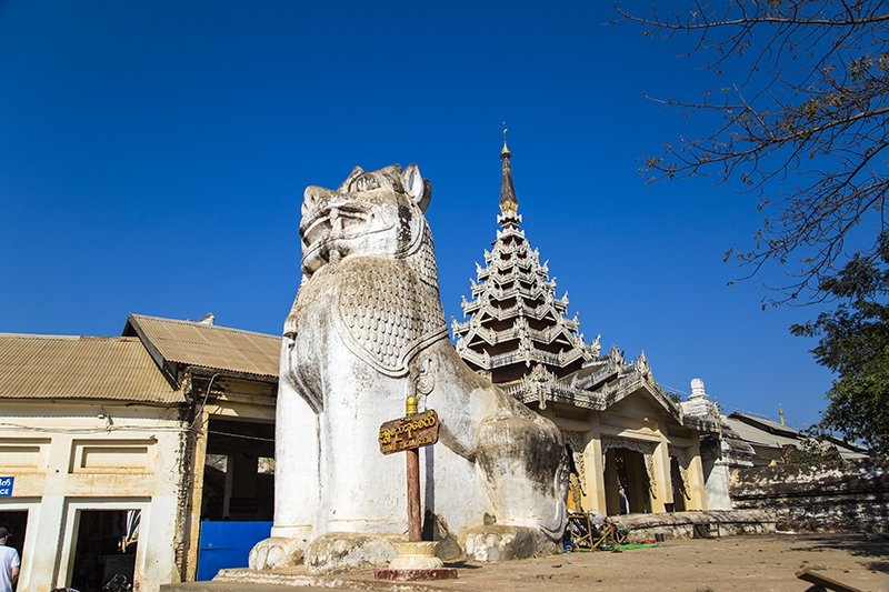 Đến Shwezigon: Ngôi chùa dát vàng và linh thiêng nhất ở Myanmar Đến Shwezigon: Ngôi chùa dát vàng đầu tiên và linh thiêng nhất ở Myanmar