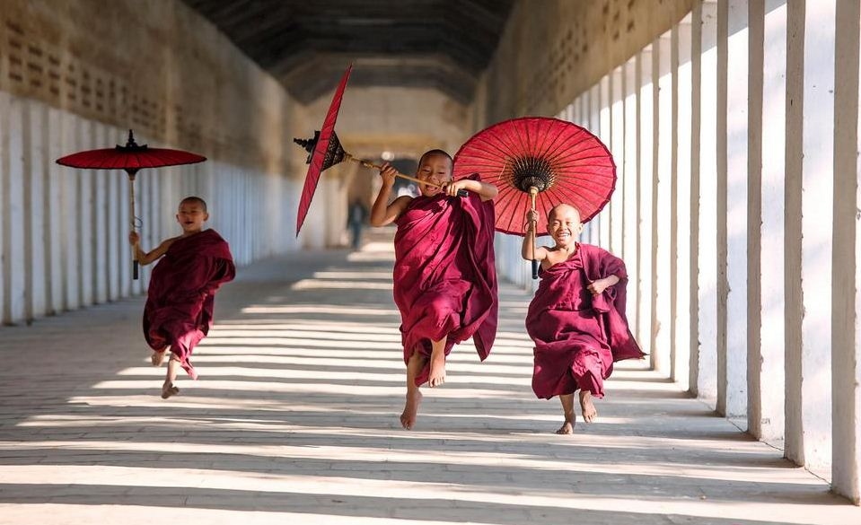 Đến Shwezigon: Ngôi chùa dát vàng và linh thiêng nhất ở Myanmar Đến Shwezigon: Ngôi chùa dát vàng đầu tiên và linh thiêng nhất ở Myanmar
