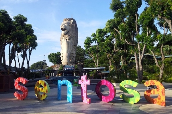 Hé lộ những bí mật ít biết về tượng sư tử biển nổi tiếng Singapore