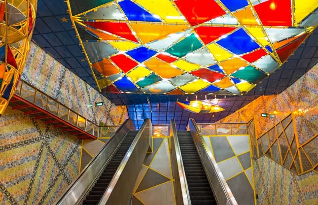Choáng ngợp trước những ga tàu điện ngầm đẹp nhất thế giới