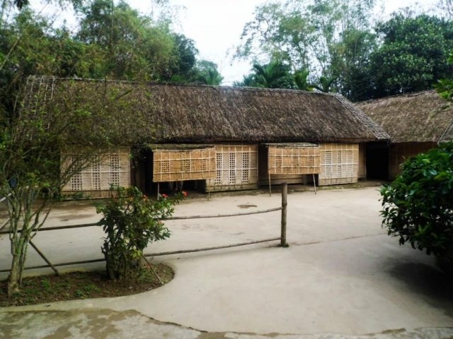 Du lịch theo dấu chân Bác du lich theo dau chan bac
