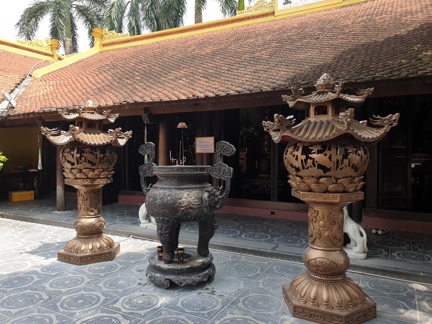 Ngắm vẻ đẹp của ngôi chùa thiêng giữa thủ đô Ngắm vẻ đẹp của ngôi chùa thiêng giữa thủ đô