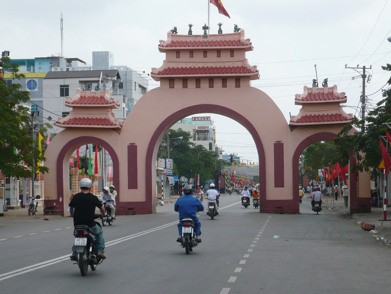 Phát huy giá trị các Di tích và Danh lam thắng cảnh trong ...