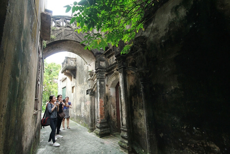 Hà Nội: Ghé thăm ngôi làng cổ có tuổi đời 500 tuổi ha noi ghe tham ngoi lang co co tuoi doi 500 tuoi