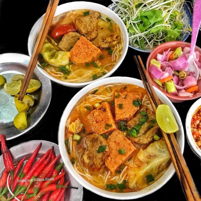'Giắt túi' trọn bộ cẩm nang khám phá ẩm thực Đà Nẵng