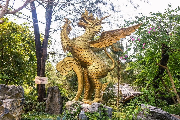 Chùa Phật đứng- Chùa Phật nằm chua phat dung chua phat nam